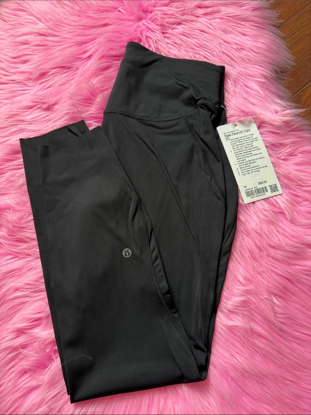 Lululemon size 10 base pace tight 25” black NWT